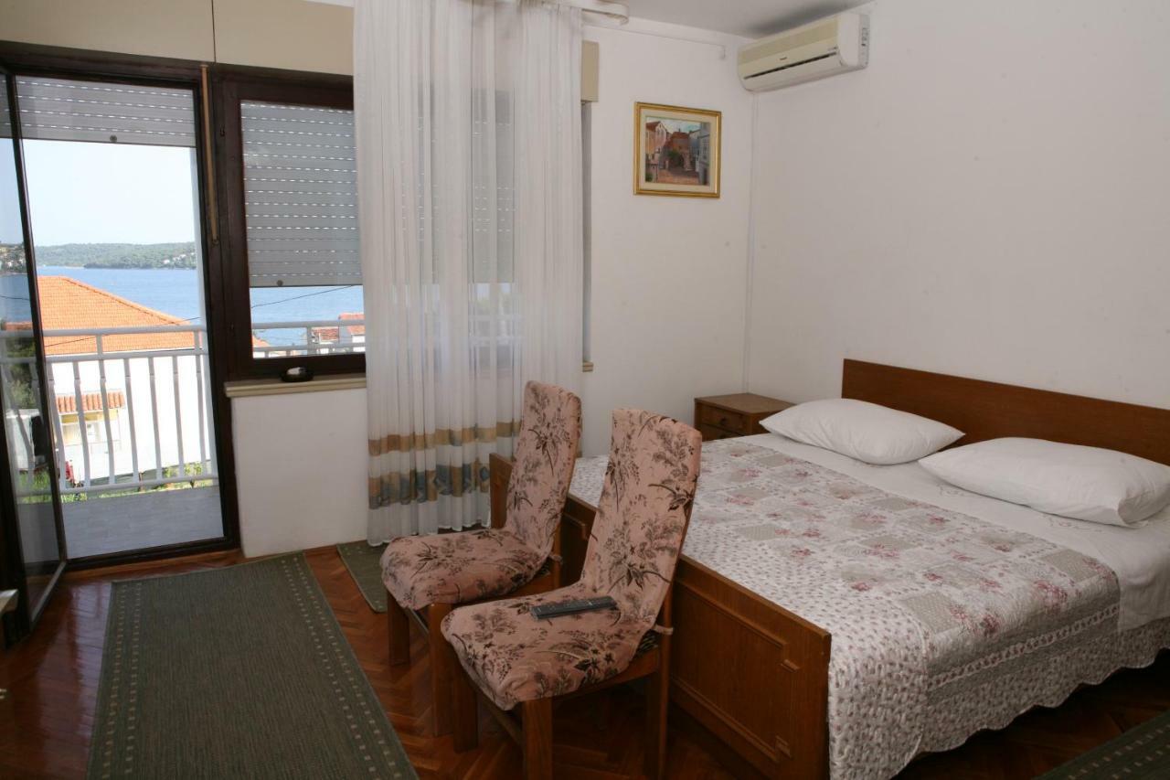 Rooms And Apartments Kurtovic Donji Seget Extérieur photo
