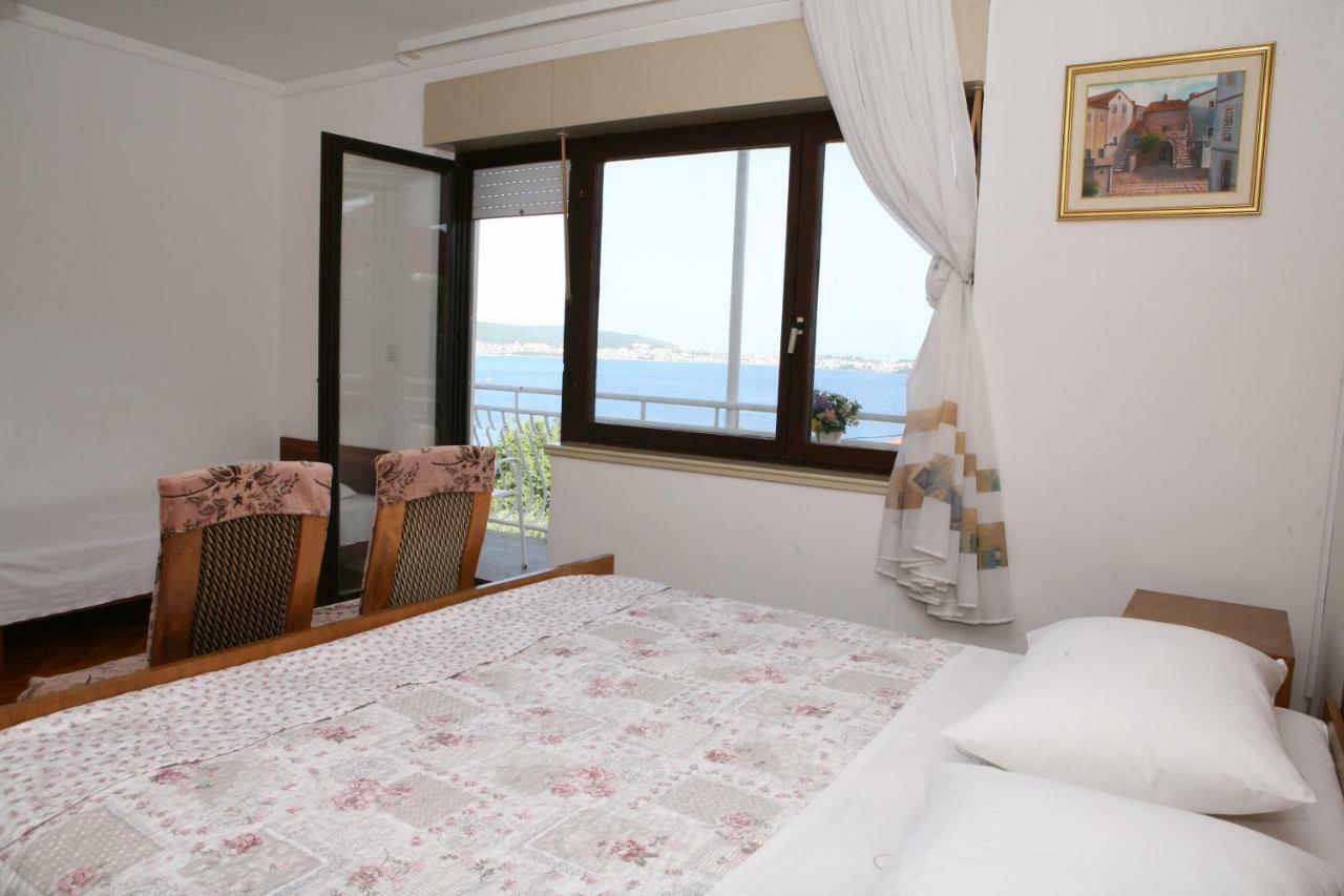 Rooms And Apartments Kurtovic Donji Seget Extérieur photo